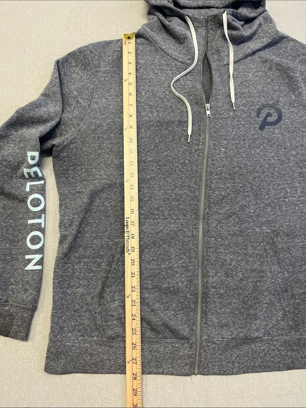 Peloton Gray Full Zip Hoodie XL Athletic Workout Athleisure Sweatshirt